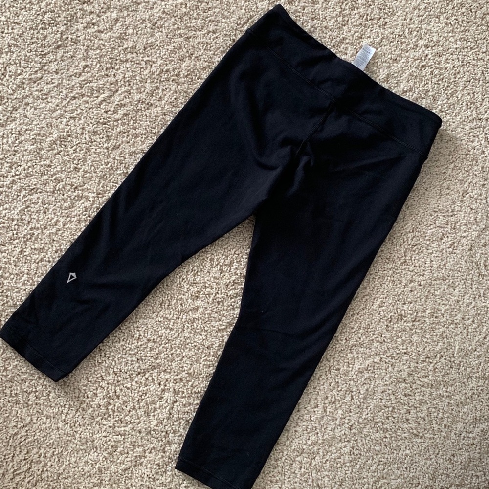Ivivva / Lululemon 🍋 Kids Rhythmic Crop Tights